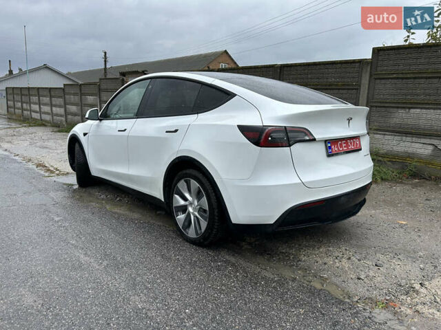Тесла Model Y 2022 у Вінниці на Automoto.ua Білий Тесла Model Y, об'ємом двигуна 0 л та пробігом 80 тис. км за 24900 $, фото 2 на Automoto.ua