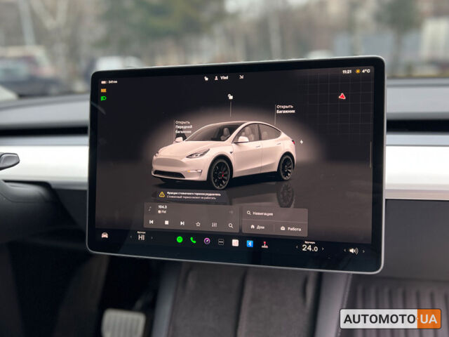 Белый Тесла Model Y, объемом двигателя 82 л и пробегом 35 тыс. км за 32700 $, фото 10 на Automoto.ua