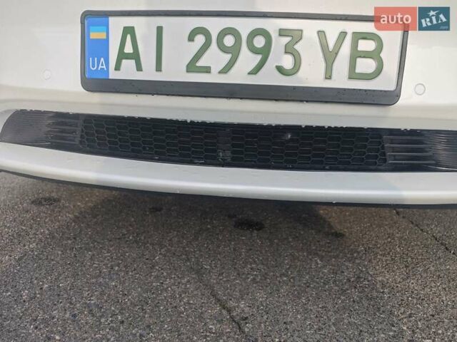 Белый Тесла Model Y, объемом двигателя 0 л и пробегом 38 тыс. км за 28000 $, фото 19 на Automoto.ua