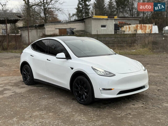 Белый Тесла Model Y, объемом двигателя 0 л и пробегом 16 тыс. км за 26500 $, фото 21 на Automoto.ua