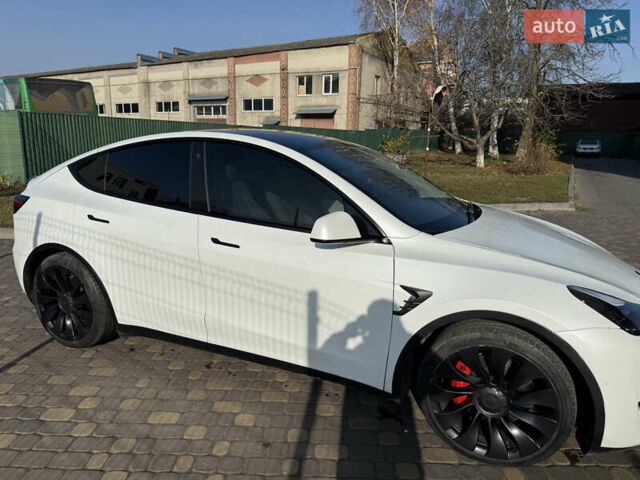 Белый Тесла Model Y, объемом двигателя 0 л и пробегом 102 тыс. км за 26000 $, фото 6 на Automoto.ua