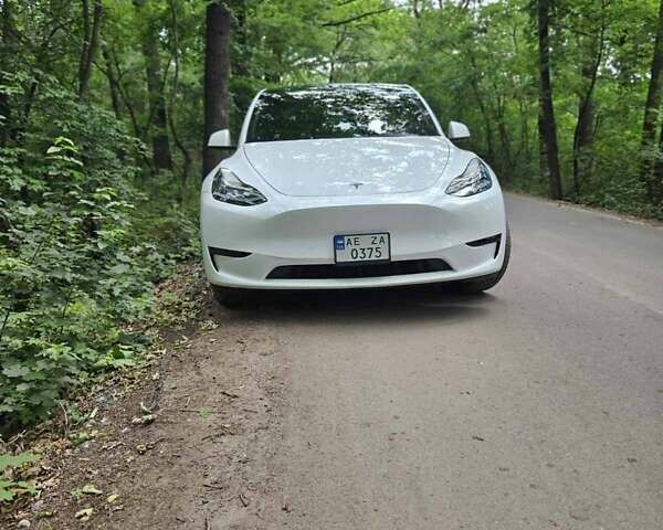 Білий Тесла Model Y, об'ємом двигуна 0 л та пробігом 20 тис. км за 35000 $, фото 2 на Automoto.ua