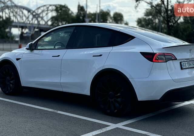 Тесла Model Y 2022 в Киеве на Automoto.ua Белый Тесла Model Y, объемом двигателя 0 л и пробегом 28 тыс. км за 26000 $, фото 13 на Automoto.ua