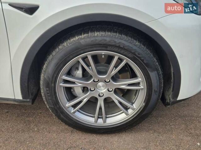 Белый Тесла Model Y, объемом двигателя 0 л и пробегом 70 тыс. км за 31500 $, фото 18 на Automoto.ua
