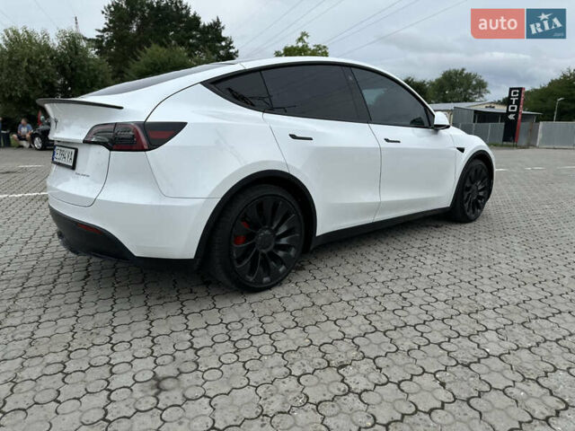 Білий Тесла Model Y, об'ємом двигуна 0 л та пробігом 49 тис. км за 32500 $, фото 10 на Automoto.ua