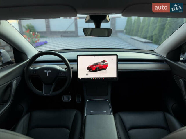 Белый Тесла Model Y, объемом двигателя 0 л и пробегом 59 тыс. км за 28950 $, фото 43 на Automoto.ua