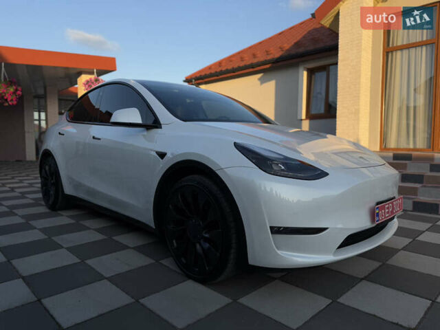 Белый Тесла Model Y, объемом двигателя 0 л и пробегом 59 тыс. км за 28950 $, фото 10 на Automoto.ua