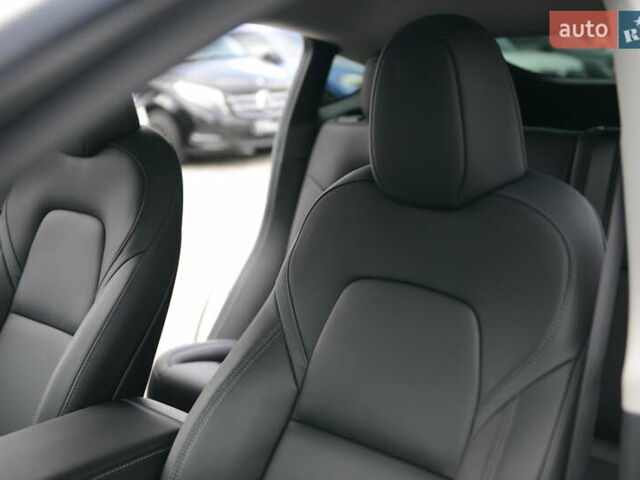 Тесла Model Y 2022 у Мукачеве на Automoto.ua Білий Тесла Model Y, об'ємом двигуна 0 л та пробігом 17 тис. км за 46500 $, фото 24 на Automoto.ua