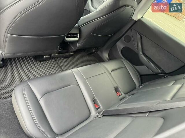 Белый Тесла Model Y, объемом двигателя 0 л и пробегом 45 тыс. км за 33000 $, фото 6 на Automoto.ua