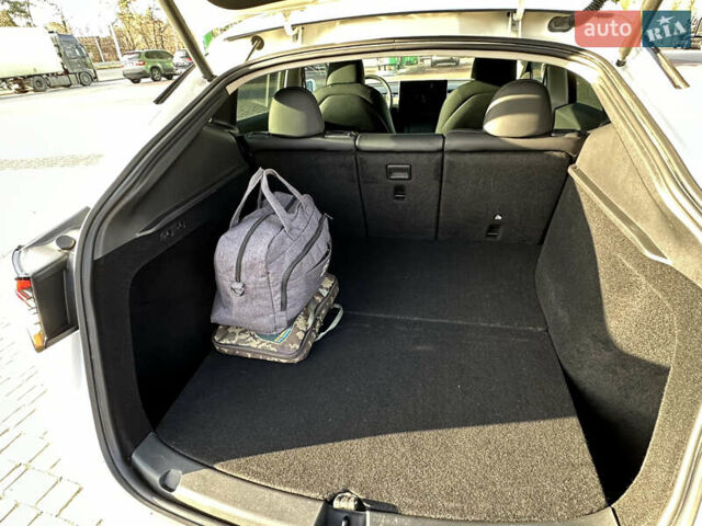 Білий Тесла Model Y, об'ємом двигуна 0 л та пробігом 44 тис. км за 28900 $, фото 7 на Automoto.ua