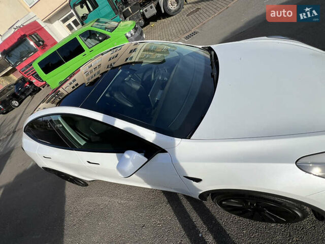 Білий Тесла Model Y, об'ємом двигуна 0 л та пробігом 12 тис. км за 24750 $, фото 32 на Automoto.ua