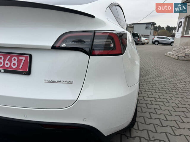 Белый Тесла Model Y, объемом двигателя 0 л и пробегом 29 тыс. км за 21700 $, фото 13 на Automoto.ua