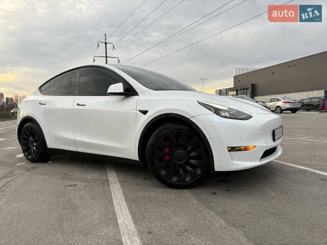 Білий Тесла Model Y, об'ємом двигуна 0 л та пробігом 65 тис. км за 29500 $, фото 9 на Automoto.ua