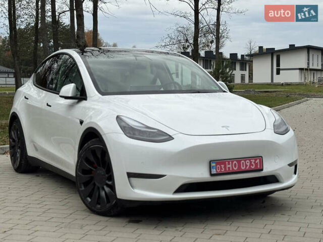 Білий Тесла Model Y, об'ємом двигуна 0 л та пробігом 115 тис. км за 25800 $, фото 21 на Automoto.ua