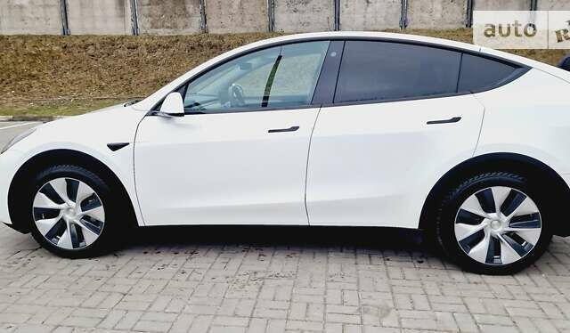 Білий Тесла Model Y, об'ємом двигуна 0 л та пробігом 48 тис. км за 41800 $, фото 25 на Automoto.ua