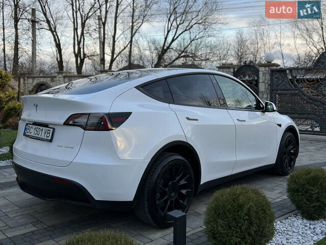 Белый Тесла Model Y, объемом двигателя 0 л и пробегом 21 тыс. км за 26200 $, фото 7 на Automoto.ua