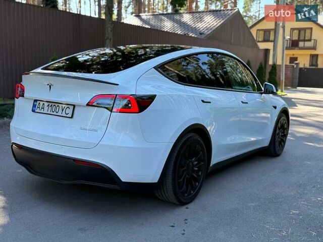 Белый Тесла Model Y, объемом двигателя 0 л и пробегом 72 тыс. км за 30500 $, фото 3 на Automoto.ua