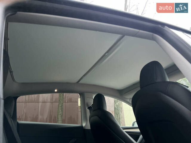 Белый Тесла Model Y, объемом двигателя 0 л и пробегом 68 тыс. км за 31599 $, фото 23 на Automoto.ua
