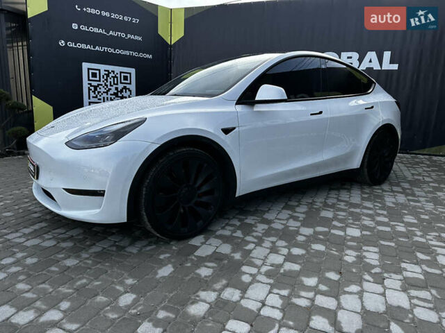 Белый Тесла Model Y, объемом двигателя 0 л и пробегом 61 тыс. км за 24700 $, фото 4 на Automoto.ua