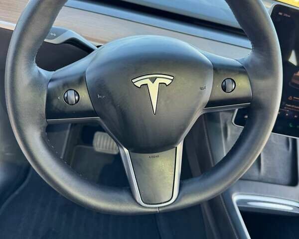 Белый Тесла Model Y, объемом двигателя 0 л и пробегом 12 тыс. км за 30500 $, фото 67 на Automoto.ua