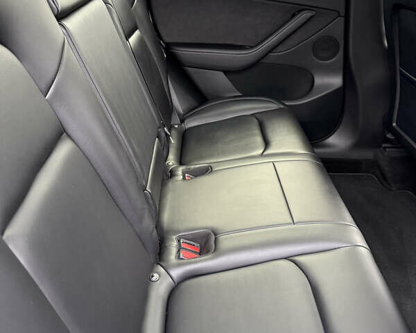 Білий Тесла Model Y, об'ємом двигуна 0 л та пробігом 52 тис. км за 25900 $, фото 9 на Automoto.ua