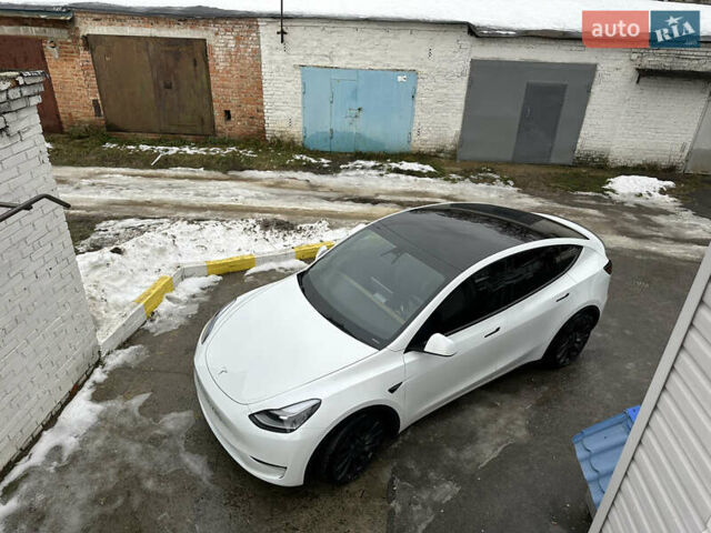 Белый Тесла Model Y, объемом двигателя 0 л и пробегом 38 тыс. км за 44900 $, фото 8 на Automoto.ua