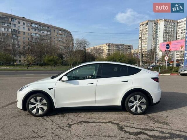 Белый Тесла Model Y, объемом двигателя 0 л и пробегом 31 тыс. км за 24999 $, фото 18 на Automoto.ua