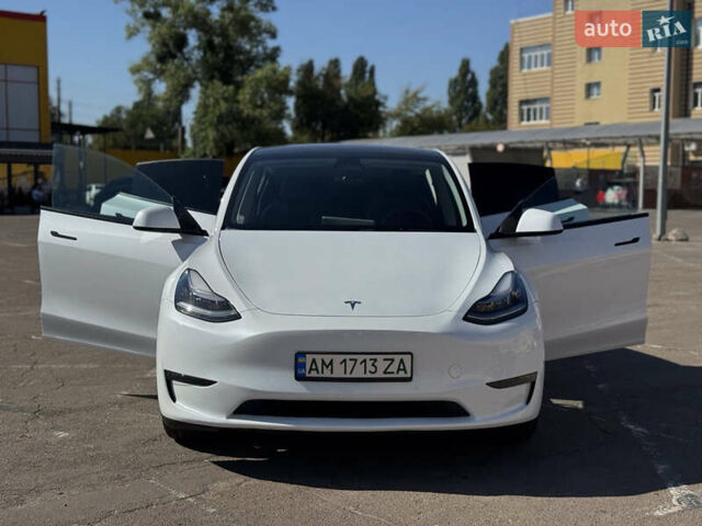 Белый Тесла Model Y, объемом двигателя 0 л и пробегом 50 тыс. км за 28000 $, фото 5 на Automoto.ua