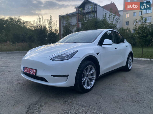 Белый Тесла Model Y, объемом двигателя 0 л и пробегом 58 тыс. км за 24000 $, фото 17 на Automoto.ua