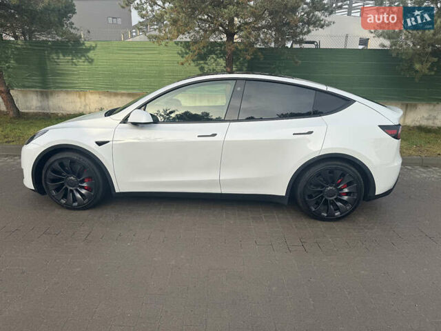 Белый Тесла Model Y, объемом двигателя 0 л и пробегом 86 тыс. км за 24500 $, фото 9 на Automoto.ua