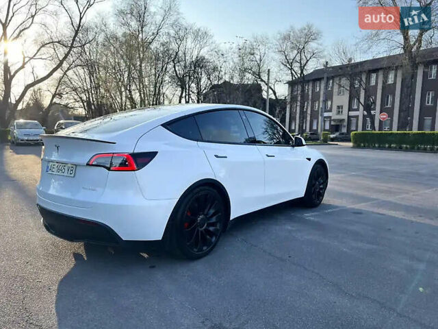 Белый Тесла Model Y, объемом двигателя 0 л и пробегом 62 тыс. км за 28000 $, фото 6 на Automoto.ua