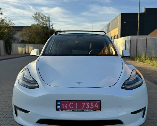 Белый Тесла Model Y, объемом двигателя 0 л и пробегом 94 тыс. км за 24500 $, фото 5 на Automoto.ua