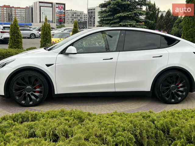Білий Тесла Model Y, об'ємом двигуна 0 л та пробігом 23 тис. км за 37500 $, фото 3 на Automoto.ua