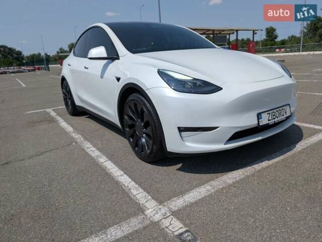 Белый Тесла Model Y, объемом двигателя 0 л и пробегом 39 тыс. км за 29500 $, фото 3 на Automoto.ua