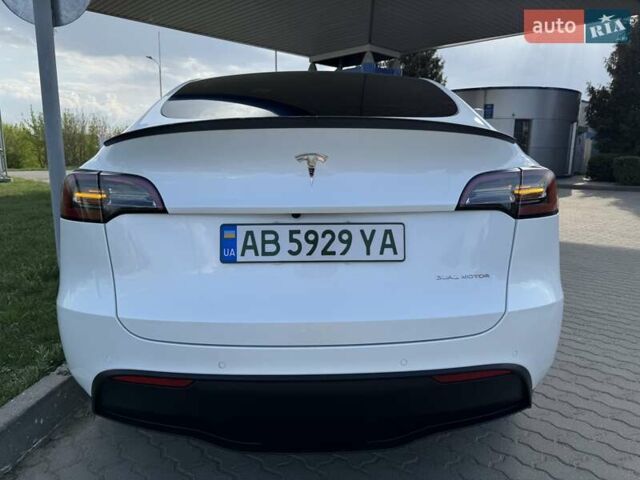 Белый Тесла Model Y, объемом двигателя 0 л и пробегом 59 тыс. км за 28800 $, фото 47 на Automoto.ua
