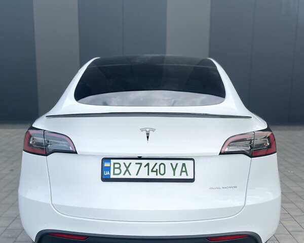 Белый Тесла Model Y, объемом двигателя 0 л и пробегом 38 тыс. км за 31000 $, фото 20 на Automoto.ua