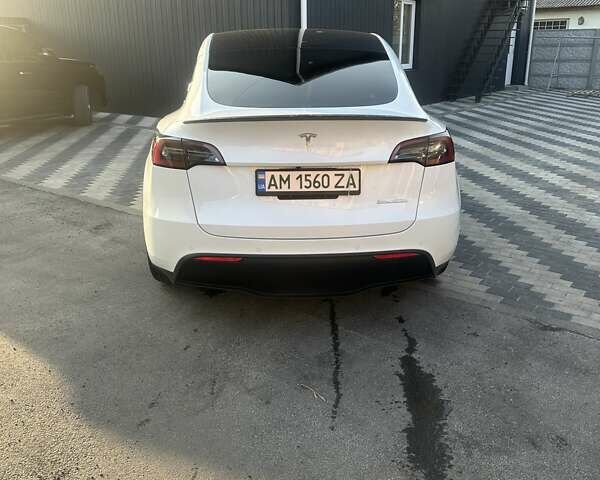Тесла Model Y 2022 у Києві на Automoto.ua Білий Тесла Model Y, об'ємом двигуна 0 л та пробігом 25 тис. км за 35500 $, фото 42 на Automoto.ua