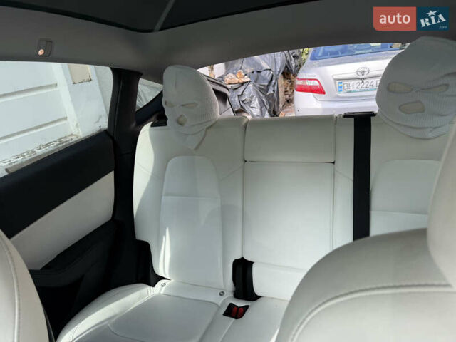 Белый Тесла Model Y, объемом двигателя 0 л и пробегом 45 тыс. км за 26500 $, фото 5 на Automoto.ua