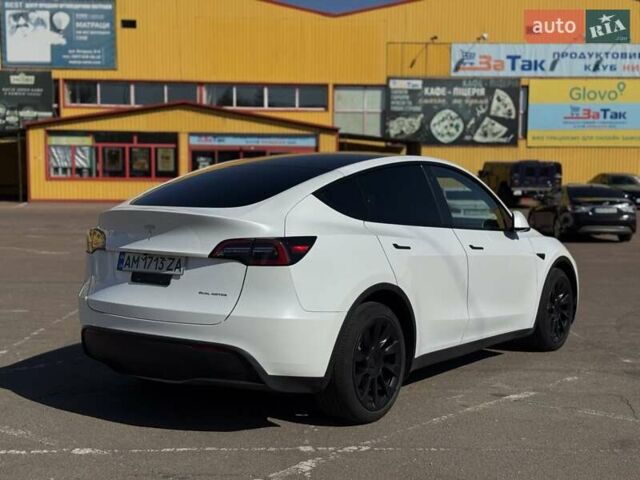 Белый Тесла Model Y, объемом двигателя 0 л и пробегом 50 тыс. км за 29000 $, фото 2 на Automoto.ua