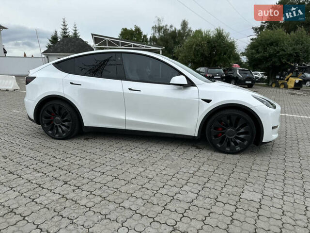 Білий Тесла Model Y, об'ємом двигуна 0 л та пробігом 49 тис. км за 32500 $, фото 9 на Automoto.ua
