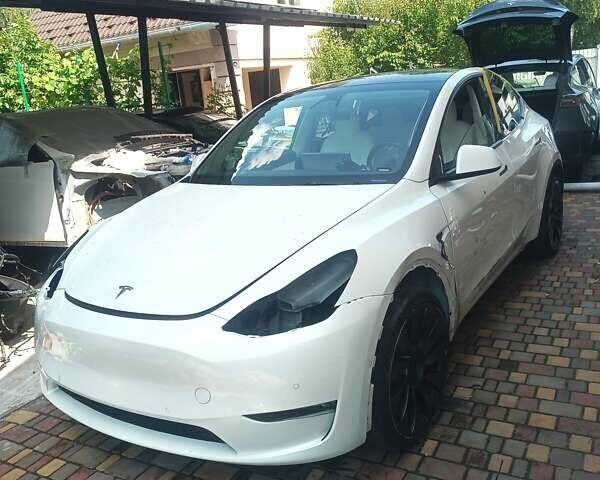 Тесла Model Y 2022 в Киеве на Automoto.ua Белый Тесла Model Y, объемом двигателя 0 л и пробегом 57 тыс. км за 25950 $, фото 12 на Automoto.ua