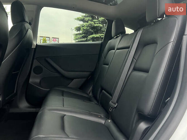 Білий Тесла Model Y, об'ємом двигуна 0 л та пробігом 23 тис. км за 37500 $, фото 11 на Automoto.ua
