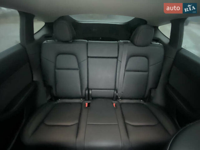 Белый Тесла Model Y, объемом двигателя 0 л и пробегом 58 тыс. км за 29500 $, фото 21 на Automoto.ua