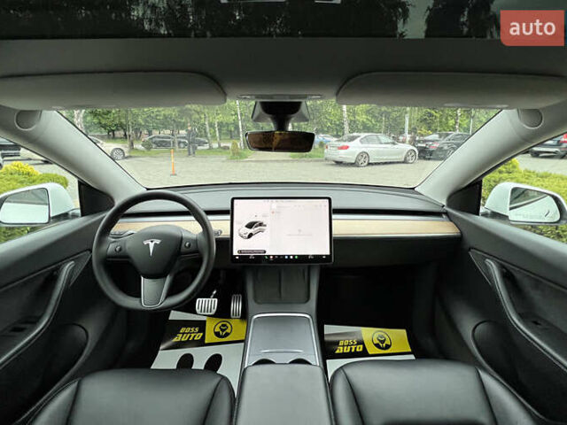 Белый Тесла Model Y, объемом двигателя 0 л и пробегом 23 тыс. км за 39990 $, фото 14 на Automoto.ua