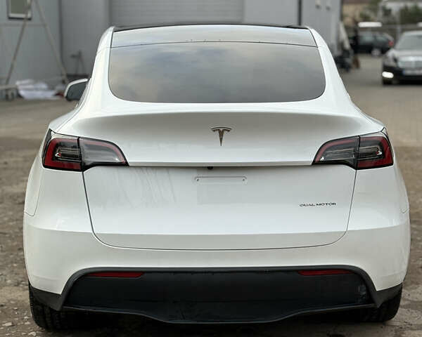 Белый Тесла Model Y, объемом двигателя 0 л и пробегом 16 тыс. км за 26500 $, фото 7 на Automoto.ua