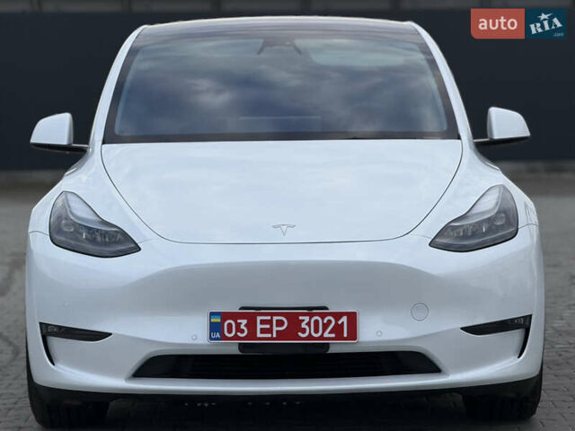 Белый Тесла Model Y, объемом двигателя 0 л и пробегом 59 тыс. км за 28950 $, фото 3 на Automoto.ua