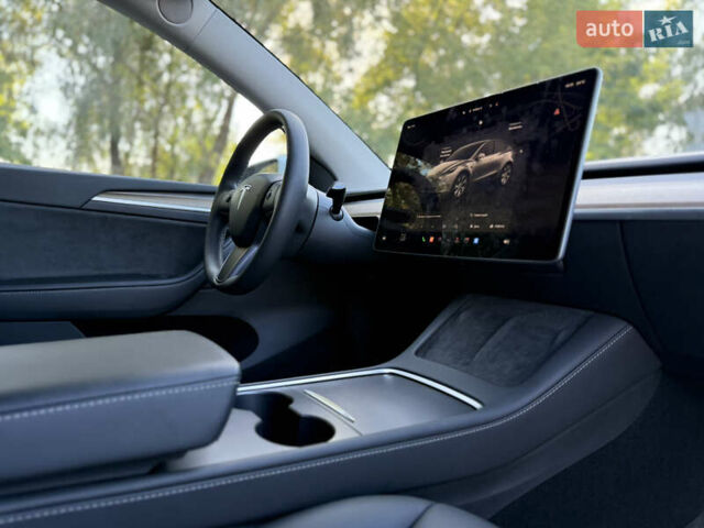 Белый Тесла Model Y, объемом двигателя 0 л и пробегом 12 тыс. км за 26500 $, фото 14 на Automoto.ua
