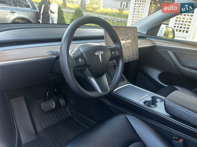 Тесла Model Y 2022 в Тернополе на Automoto.ua Белый Тесла Model Y, объемом двигателя 0 л и пробегом 52 тыс. км за 27300 $, фото 13 на Automoto.ua