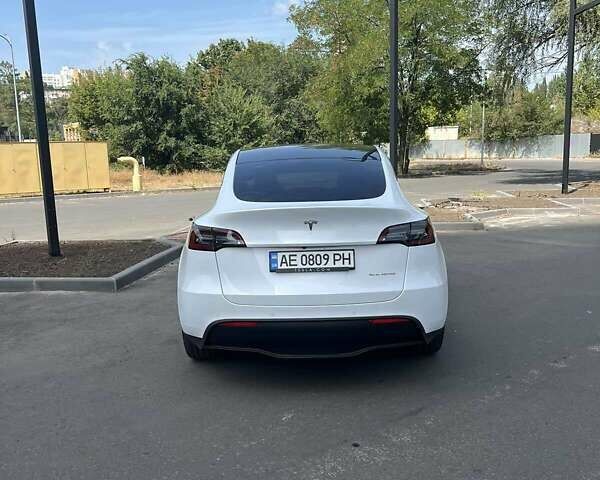 Белый Тесла Model Y, объемом двигателя 0 л и пробегом 21 тыс. км за 33300 $, фото 3 на Automoto.ua