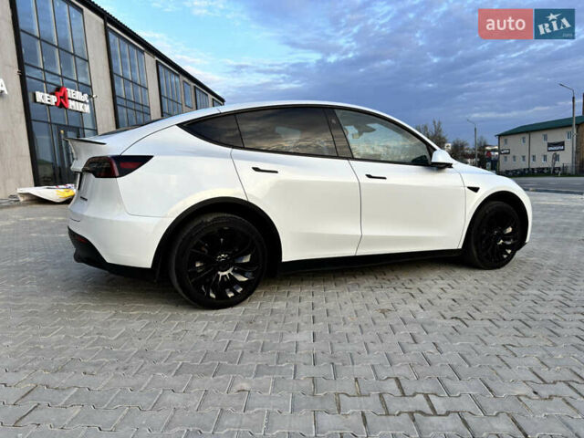 Белый Тесла Model Y, объемом двигателя 0 л и пробегом 40 тыс. км за 28000 $, фото 8 на Automoto.ua